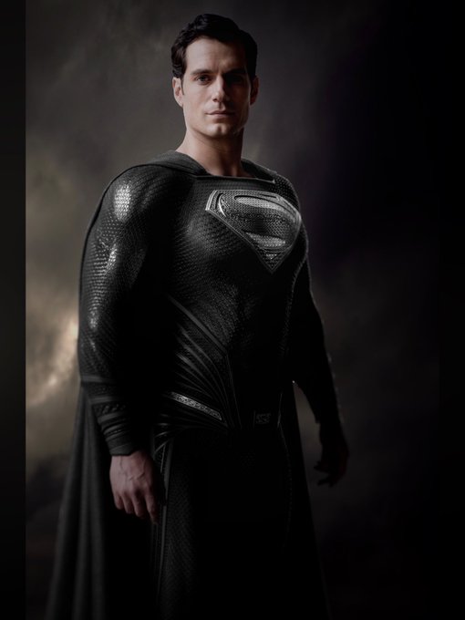 Zack Snyder shares new Snyder Cut image of Superman’s alternate black ...